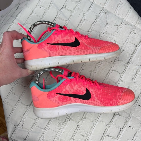 Nike Free RN 2017 (GS) Racer Pink/Black-Lava Glow Kids 7Y = Womens 8.5 - Picture 3 of 9